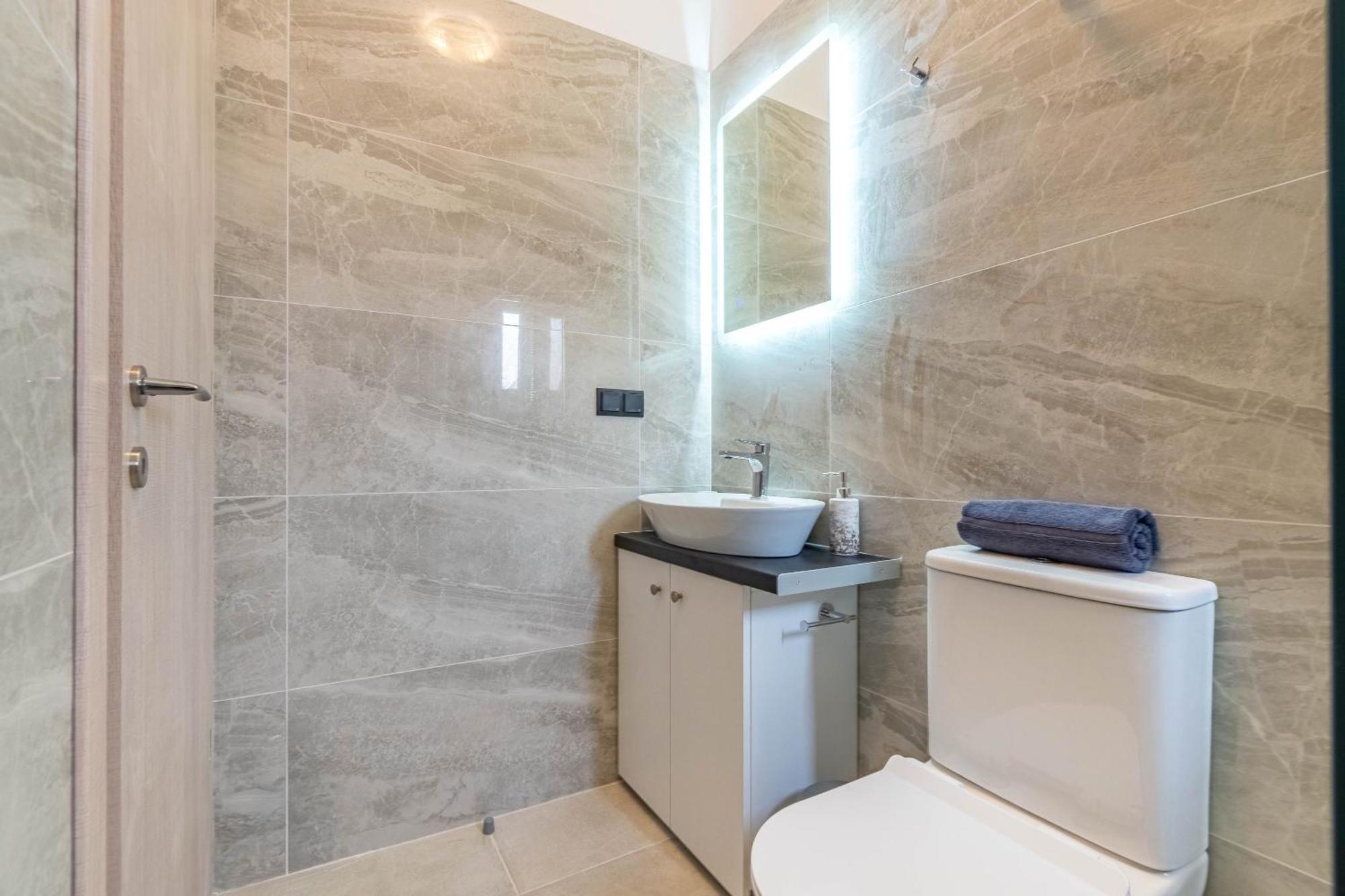 Rozario Apartment Alepou